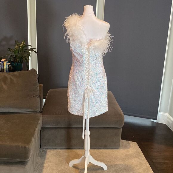 White Short Feather Sequin One Shoulder Prom Party Dress CorsetBack Size 12 NWOT - Picture 5 of 12